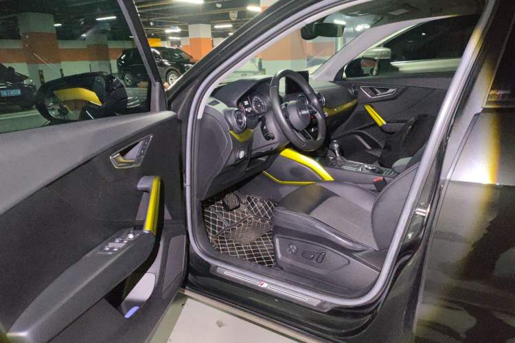 Used Audi Q2L 2018 35 TFSI Fashion Dynamic Version China V Emission Standard Driver Seat
