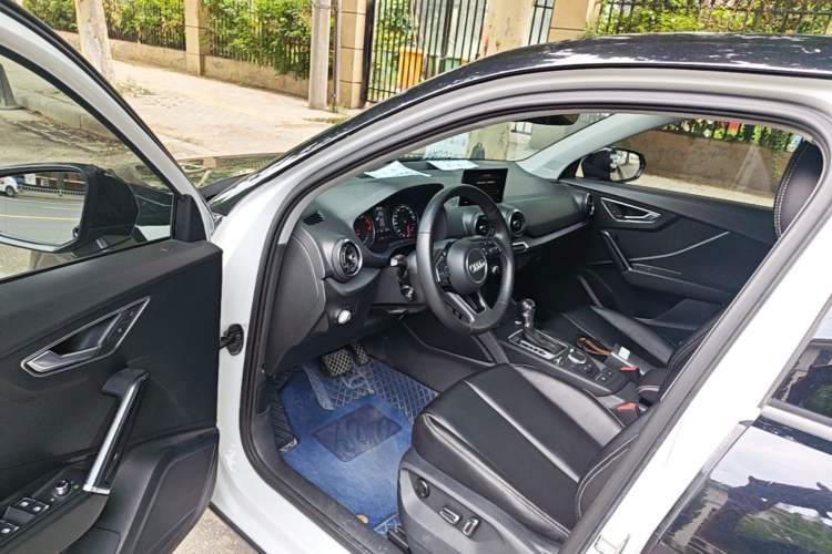 Used Audi Q2L 2018 35 TFSI Launch Exclusive Edition China V Driver Seat