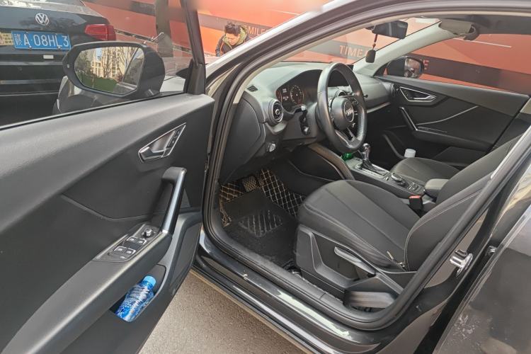 Used Audi Q2L 2018 35 TFSI Launch Exclusive Edition China V Driver Seat