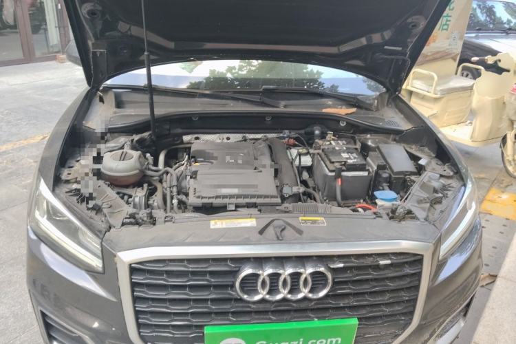 Used Audi Q2L 2018 35 TFSI Fashion Elegant Version China V Engine Bay