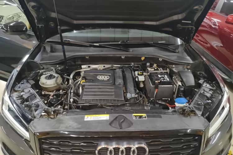 Used Audi Q2L 2018 35 TFSI Launch Exclusive Edition China VI Engine Bay