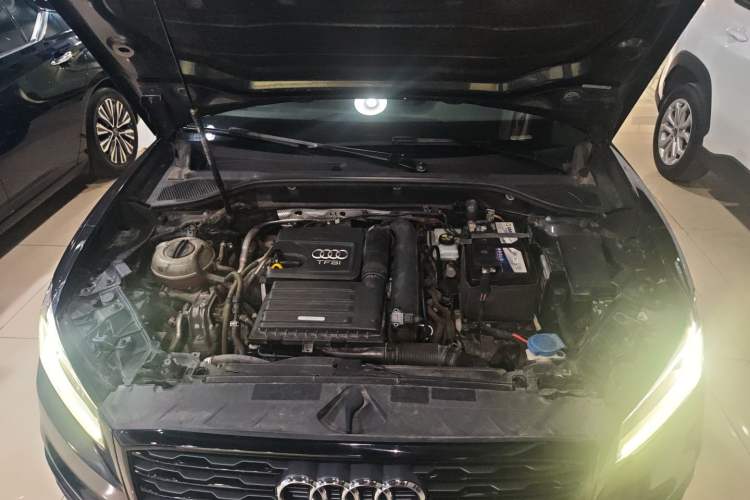 Used Audi Q2L 2018 35 TFSI Fashion Dynamic Version China V Emission Standard Engine Bay