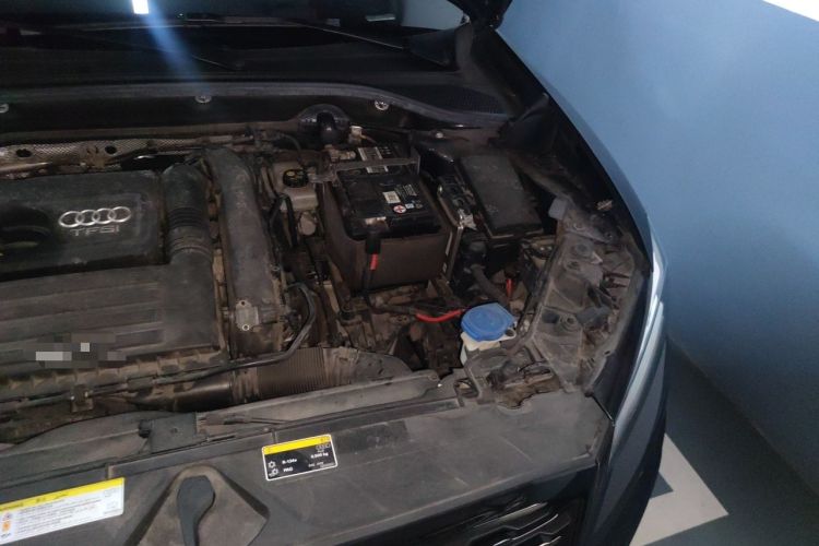 Used Audi Q2L 2018 35 TFSI Launch Exclusive Edition China VI Engine Bay Left