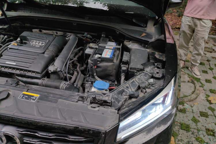 Used Audi Q2L 2018 35 TFSI Launch Exclusive Edition China V Engine Bay Left