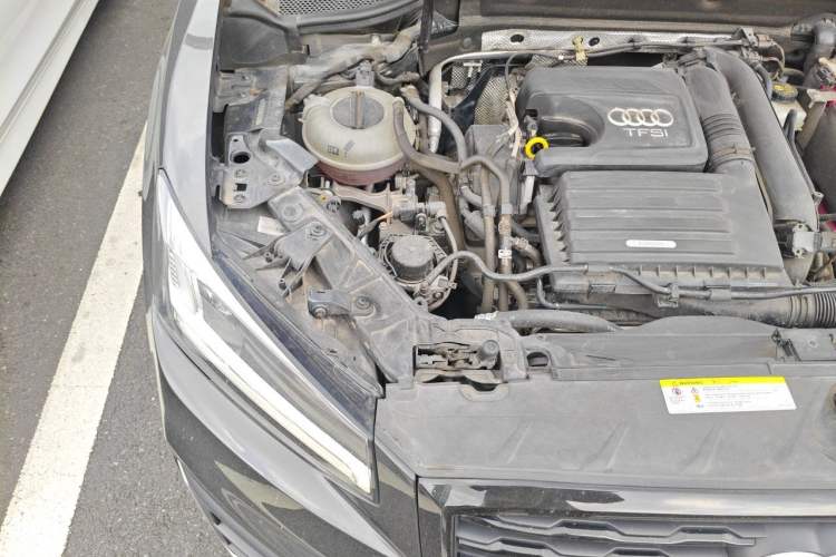 Used Audi Q2L 2018 35 TFSI Fashion Dynamic Version China VI Emission Standard Engine Bay Right