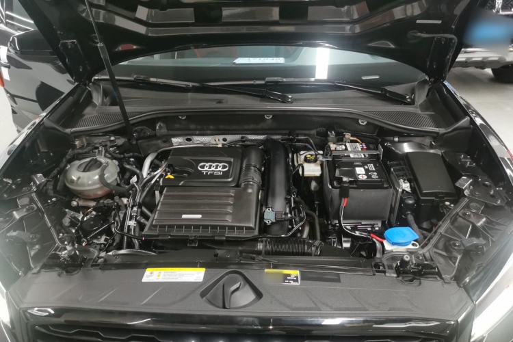 Used Audi Q2L 2018 35 TFSI Fashion Dynamic Version China VI Emission Standard Engine Bay