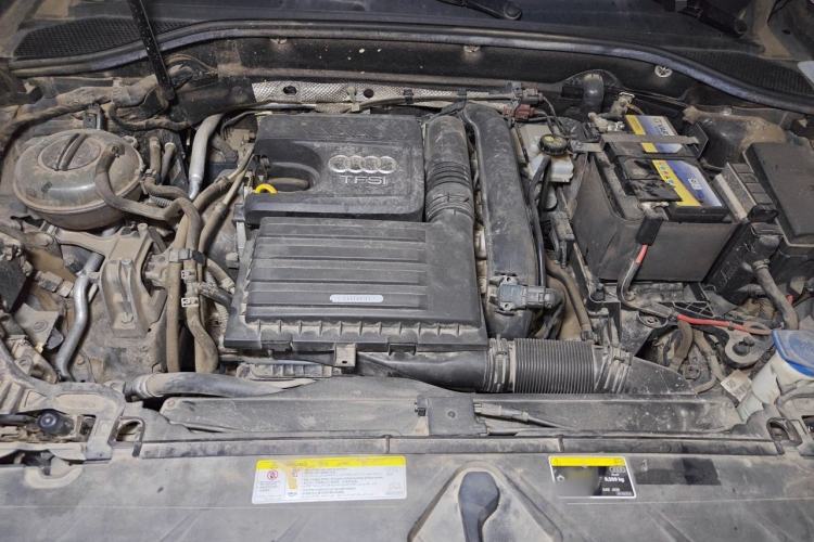 Used Audi Q2L 2018 35 TFSI Fashion Dynamic Version China VI Emission Standard Engine Bay