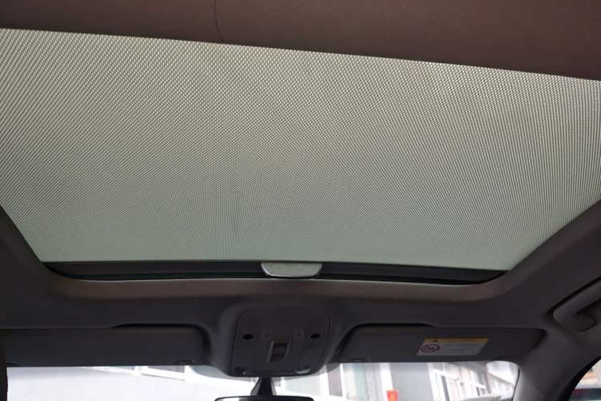 Used Audi Q2L 2018 35 TFSI Launch Exclusive Edition China VI Headliner