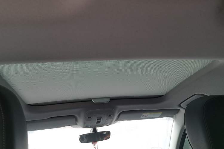 Used Audi Q2L 2018 35 TFSI Fashionable & Elegant Version China VI Emission Standard Headliner