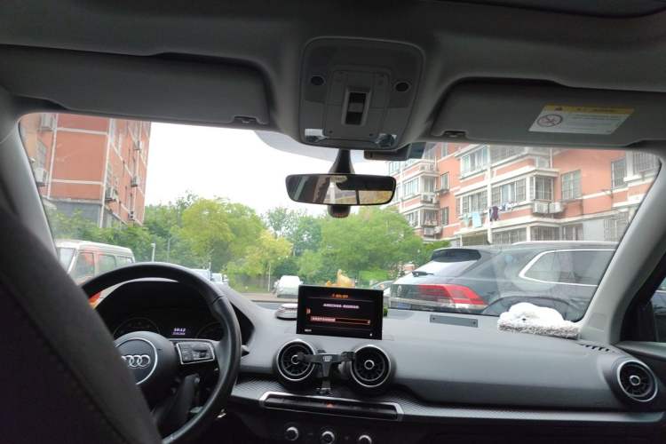 Used Audi Q2L 2018 35 TFSI Launch Exclusive Edition China V Headliner