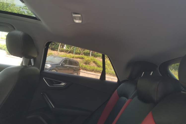 Used Audi Q2L 2018 35 TFSI Launch Exclusive Edition China VI Headliner