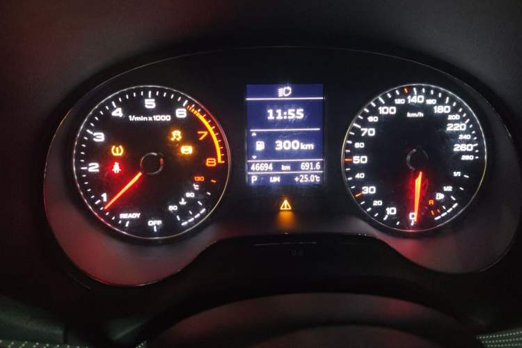 Used Audi Q2L 2018 35 TFSI Launch Exclusive Edition China V Instrument Cluster