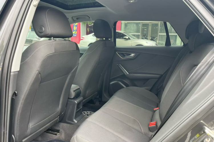 Used Audi Q2L 2018 35 TFSI Launch Exclusive Edition China VI Interior 4