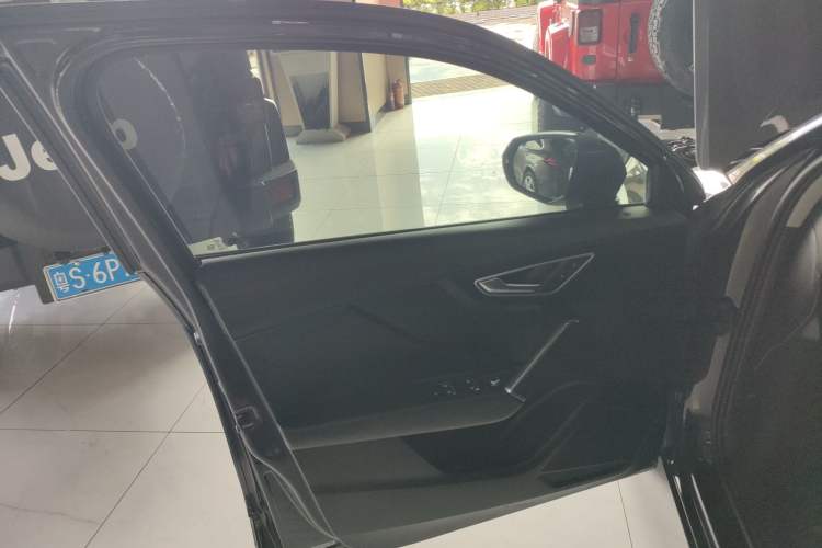 Used Audi Q2L 2018 35 TFSI Launch Exclusive Edition China VI Interior 7