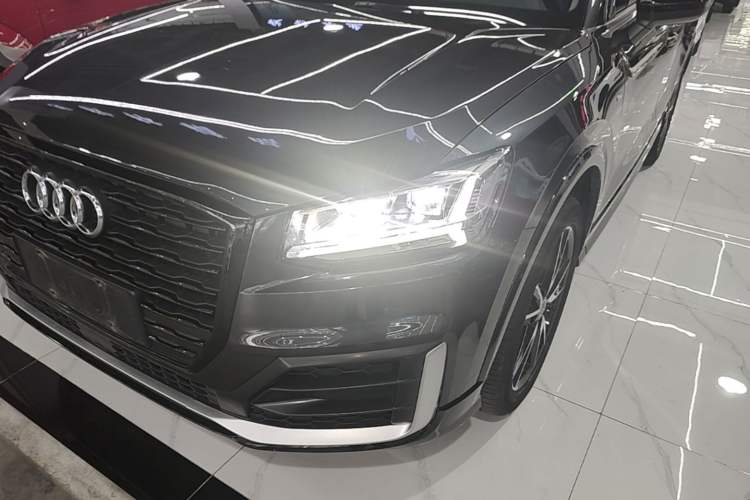 Used Audi Q2L 2018 35 TFSI Launch Exclusive Edition China VI Left Front Headlight