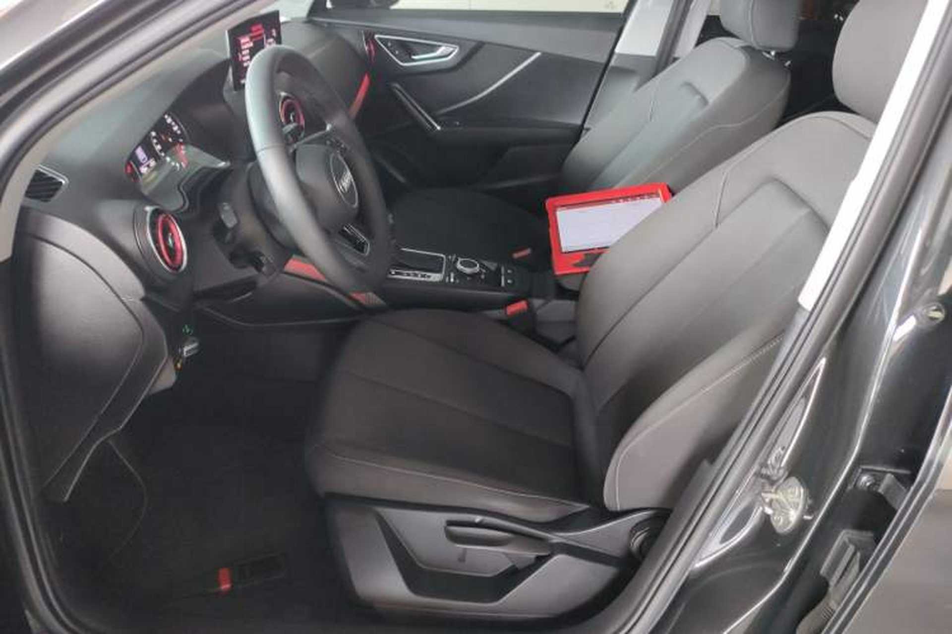 Used Audi Q2L 2018 35 TFSI Launch Exclusive Edition China VI Left Front Seat
