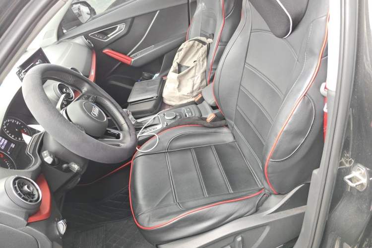 Used Audi Q2L 2018 35 TFSI Fashion Dynamic Version China VI Emission Standard Left Front Seat