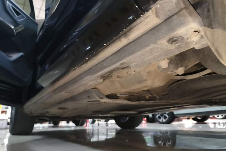 Used Audi Q2L 2018 35 TFSI Launch Exclusive Edition China VI Left Side Sill