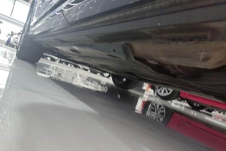 Used Audi Q2L 2018 35 TFSI Launch Exclusive Edition China VI Left Side Sill