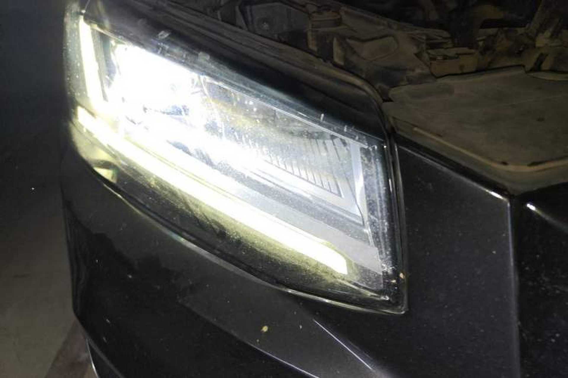 Used Audi Q2L 2018 35 TFSI Fashion Dynamic Version China VI Emission Standard Right Front Headlight