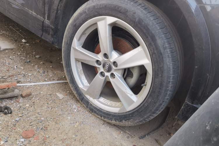 Used Audi Q2L 2018 35 TFSI Fashionable & Elegant Version China VI Emission Standard Right Front Wheel Hub