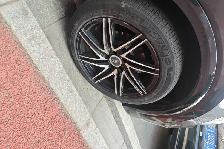 Used Audi Q2L 2018 35 TFSI Launch Exclusive Edition China V Right Front Wheel Hub