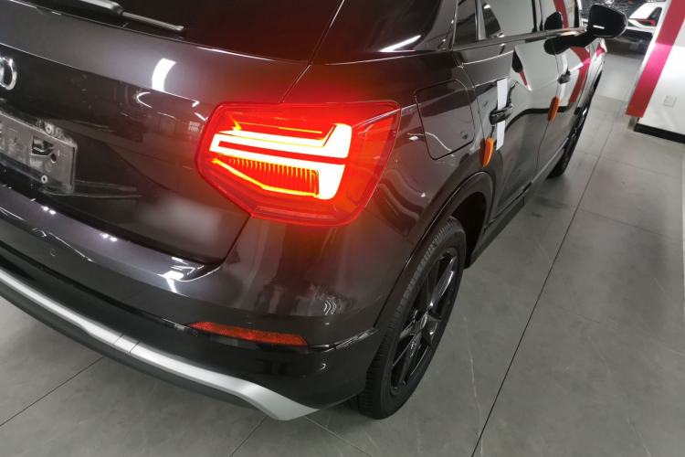 Used Audi Q2L 2018 35 TFSI Fashion Dynamic Version China VI Emission Standard Right Rear Taillight