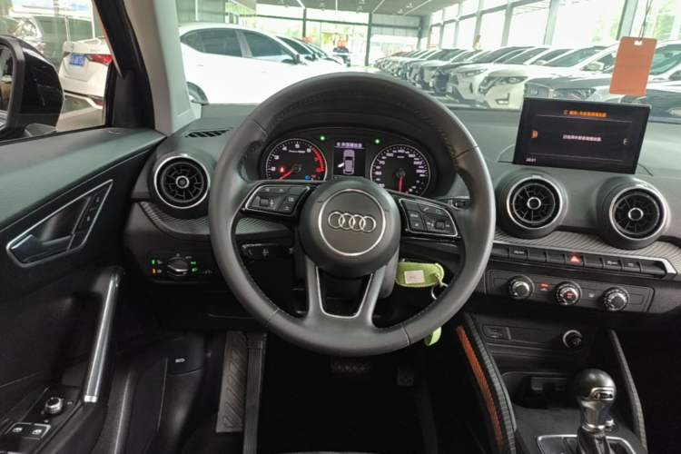 Used Audi Q2L 2018 35 TFSI Launch Exclusive Edition China VI Steering Wheel