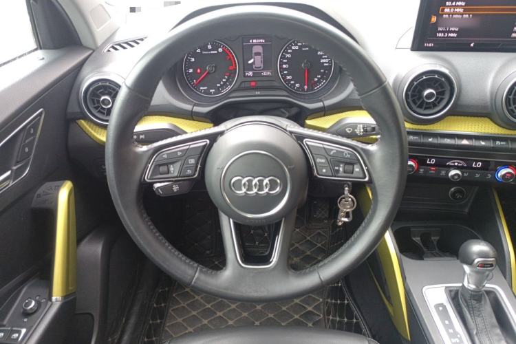 Used Audi Q2L 2018 35 TFSI Launch Exclusive Edition China V Steering Wheel