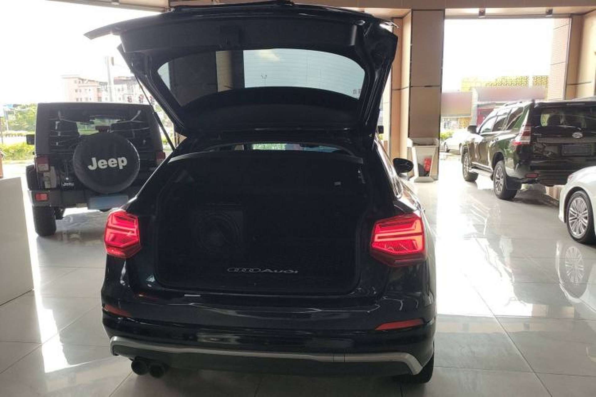 Used Audi Q2L 2018 35 TFSI Launch Exclusive Edition China VI Trunk