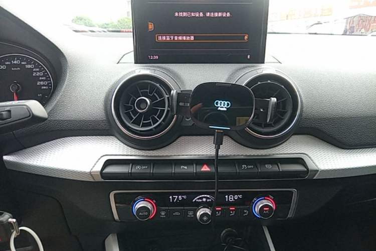 Used Audi Q2L 2018 35 TFSI Fashion Elegant Version China V Audio And AC Panel