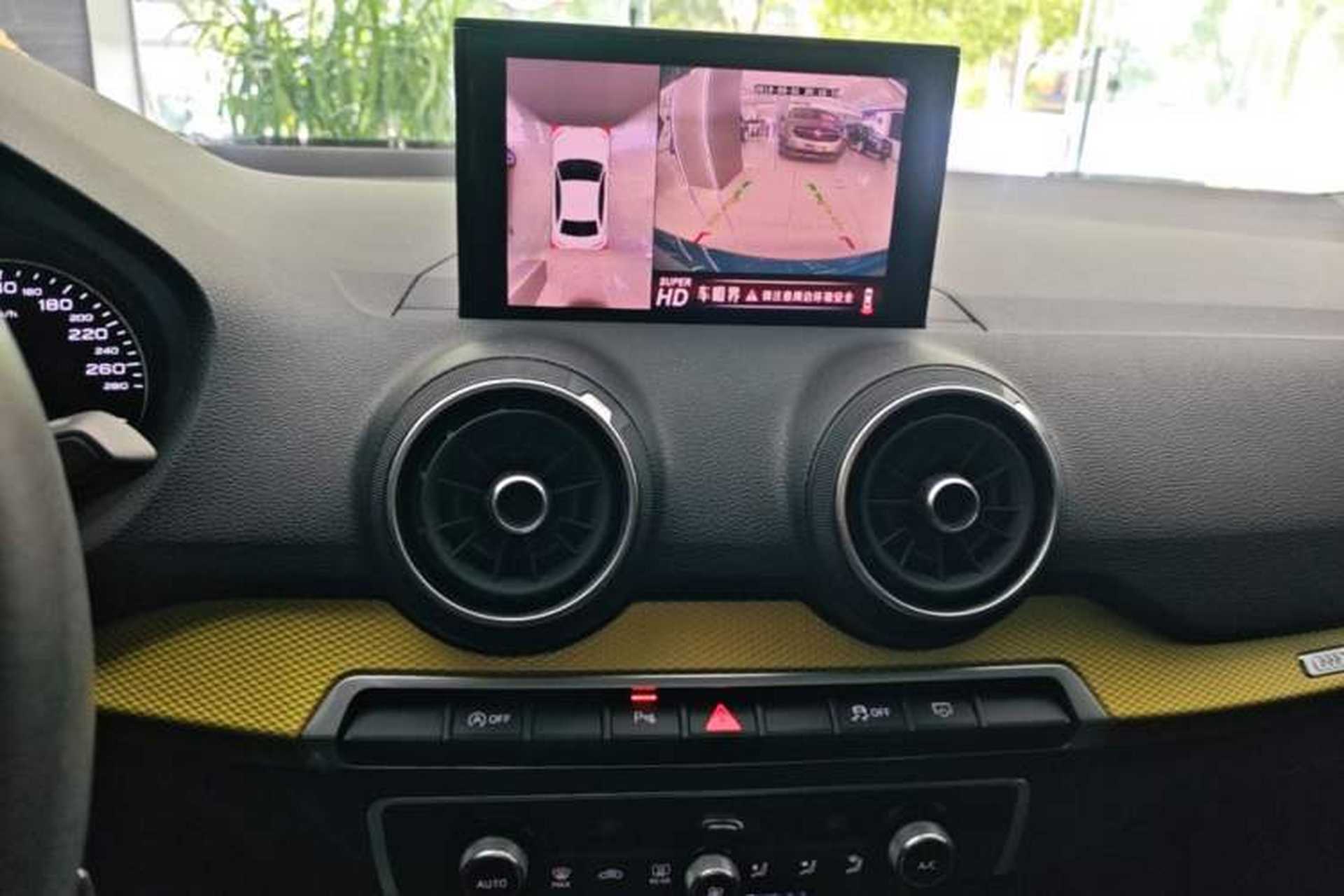 Used Audi Q2L 2018 35 TFSI Fashion Dynamic Version China V Emission Standard Audio And AC Panel
