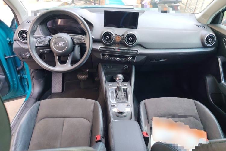 Used Audi Q2L 2018 35 TFSI Luxury Attractive Model China V Standard Center Console