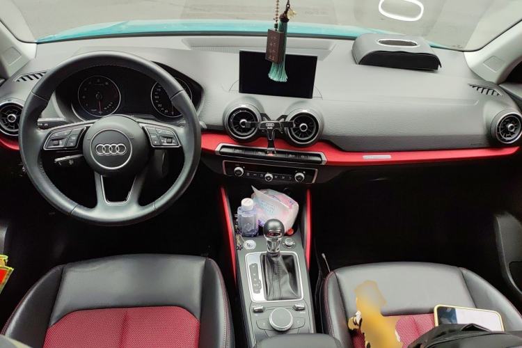 Used Audi Q2L 2018 35 TFSI Fashion Dynamic Version China V Emission Standard Center Console