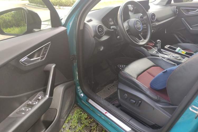 Used Audi Q2L 2018 35 TFSI Fashion Dynamic Version China V Emission Standard Driver Seat
