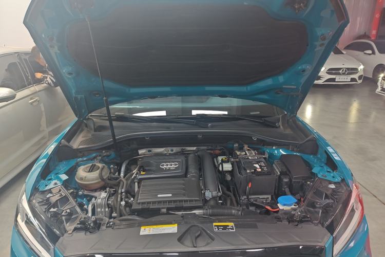 Used Audi Q2L 2018 35 TFSI Fashion Dynamic Version China V Emission Standard Engine Bay