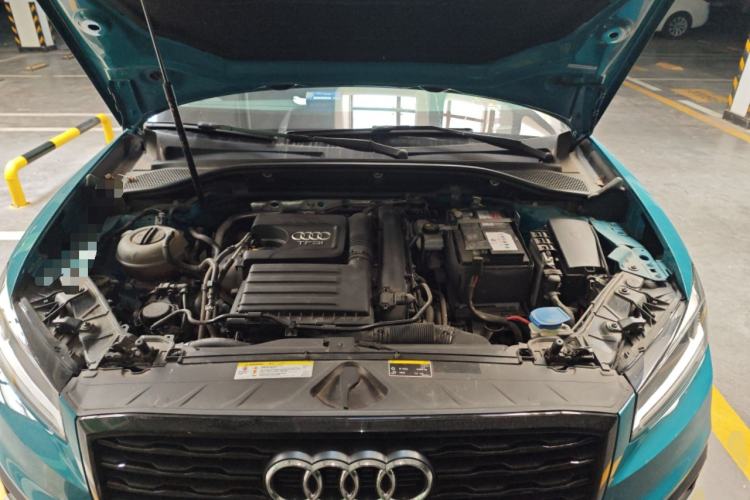 Used Audi Q2L 2018 35 TFSI Fashion Dynamic Version China VI Emission Standard Engine Bay