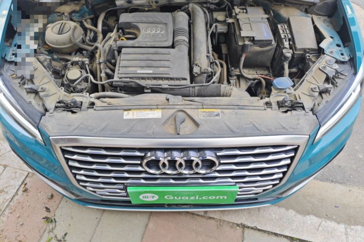 Used Audi Q2L 2018 35 TFSI Fashionable & Elegant Version China VI Emission Standard Engine Bay