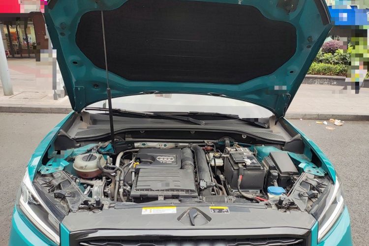 Used Audi Q2L 2018 35 TFSI Fashion Dynamic Version China V Emission Standard Engine Bay
