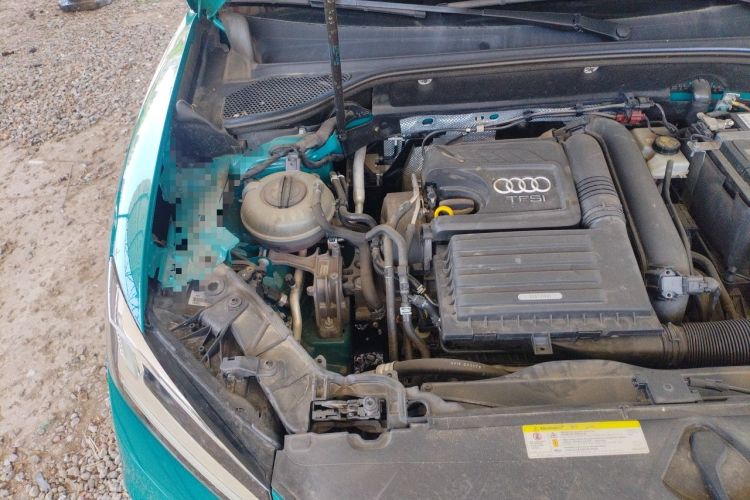 Used Audi Q2L 2018 35 TFSI Fashion Dynamic Version China V Emission Standard Engine Bay Right