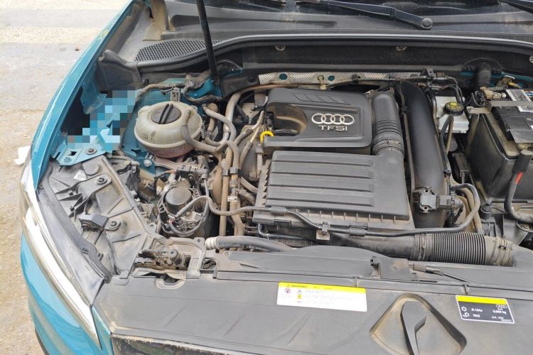 Used Audi Q2L 2018 35 TFSI Launch Exclusive Edition China VI Engine Bay Right