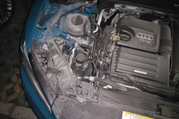 Used Audi Q2L 2018 35 TFSI Fashion Dynamic Version China VI Emission Standard Engine Bay Right