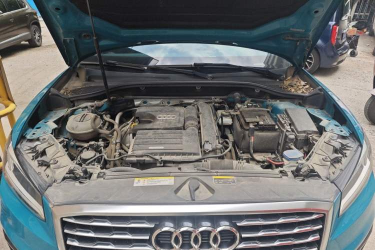 Used Audi Q2L 2018 35 TFSI Fashionable & Elegant Version China VI Emission Standard Engine Bay