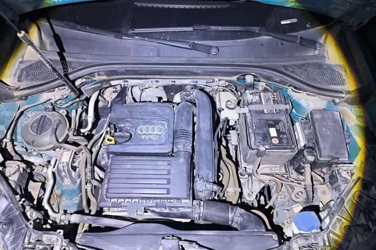 Used Audi Q2L 2018 35 TFSI Fashion Elegant Version China V Engine Bay