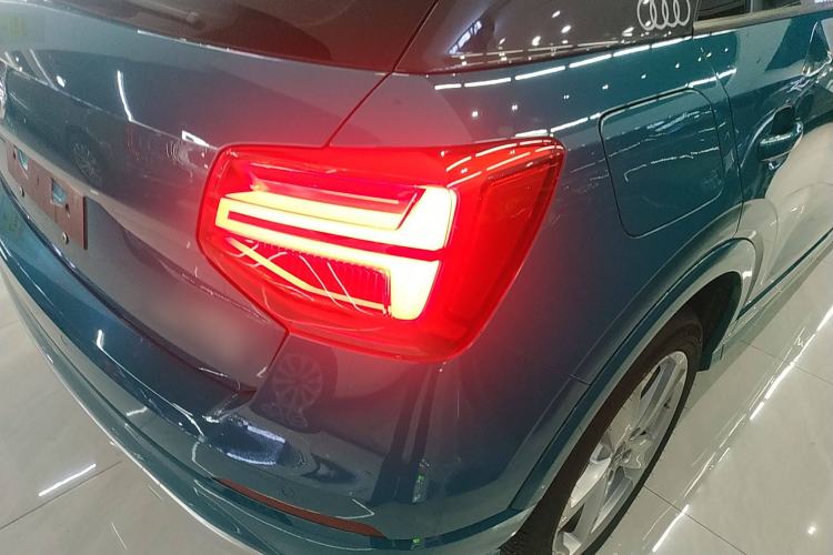 Used Audi Q2L 2018 35 TFSI Fashionable & Elegant Version China VI Emission Standard Exterior 2