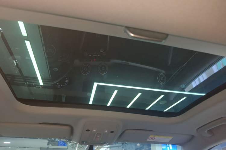 Used Audi Q2L 2018 35 TFSI Fashionable & Elegant Version China VI Emission Standard Headliner