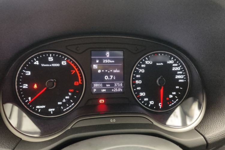Used Audi Q2L 2018 35 TFSI Launch Exclusive Edition China VI Instrument Cluster