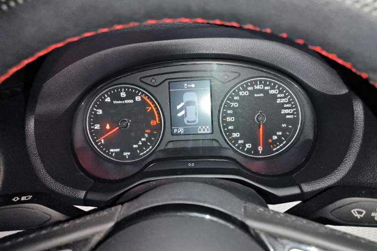Used Audi Q2L 2018 35 TFSI Fashion Elegant Version China V Instrument Cluster
