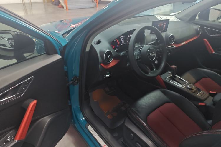 Used Audi Q2L 2018 35 TFSI Fashion Dynamic Version China V Emission Standard Interior 3