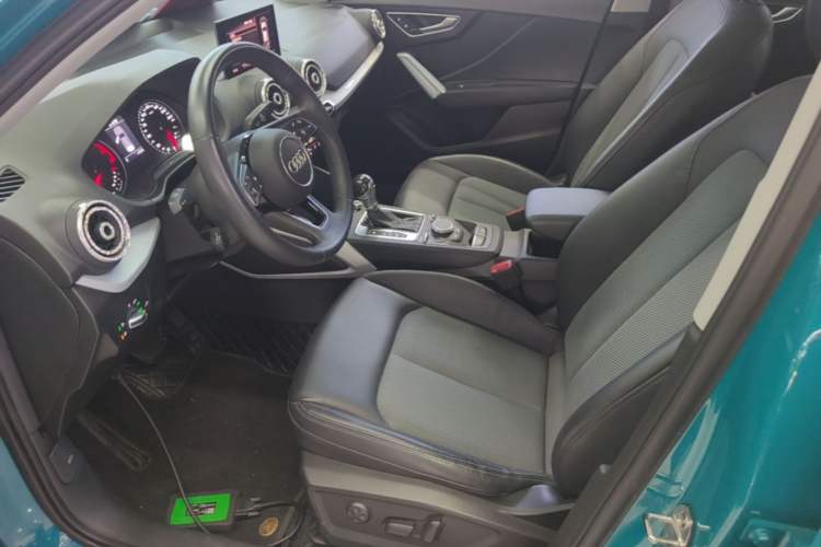 Used Audi Q2L 2018 35 TFSI Fashionable & Elegant Version China VI Emission Standard Left Front Seat